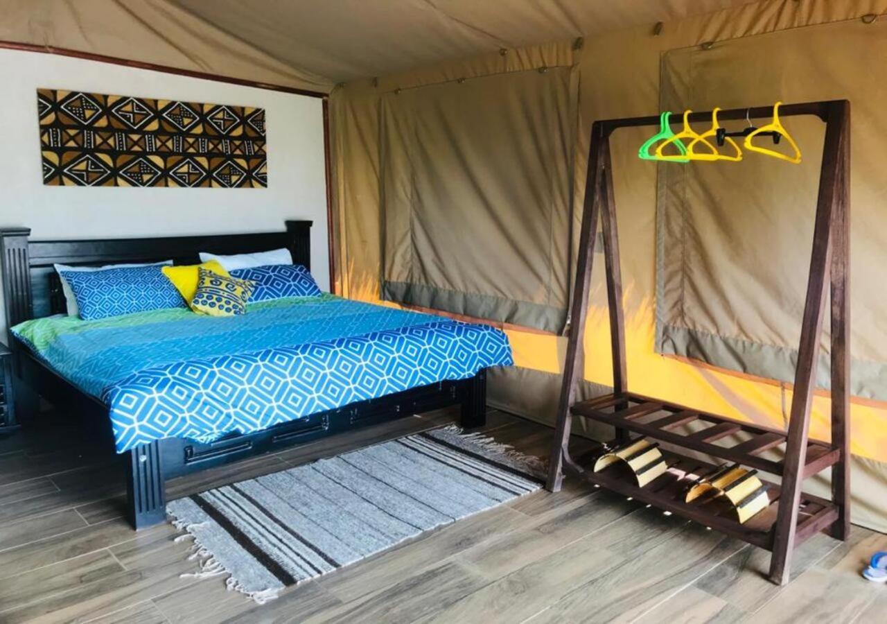 Oldonyo Orok Lodge Kajiado Екстериор снимка