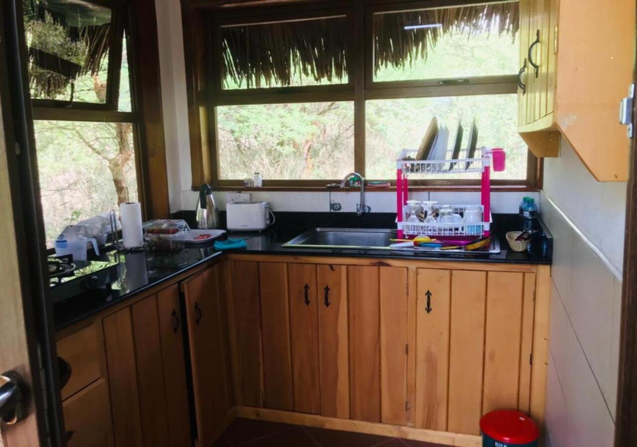 Oldonyo Orok Lodge Kajiado Екстериор снимка