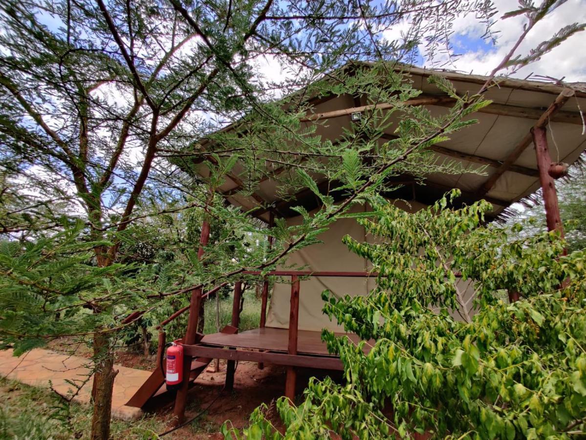 Oldonyo Orok Lodge Kajiado Екстериор снимка