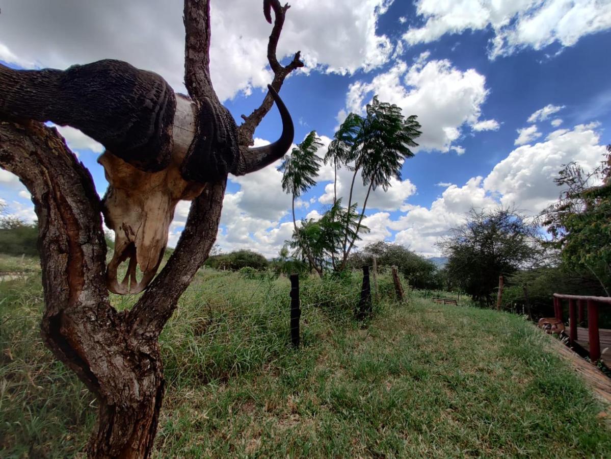 Oldonyo Orok Lodge Kajiado Екстериор снимка
