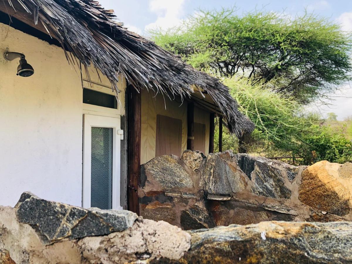 Oldonyo Orok Lodge Kajiado Екстериор снимка