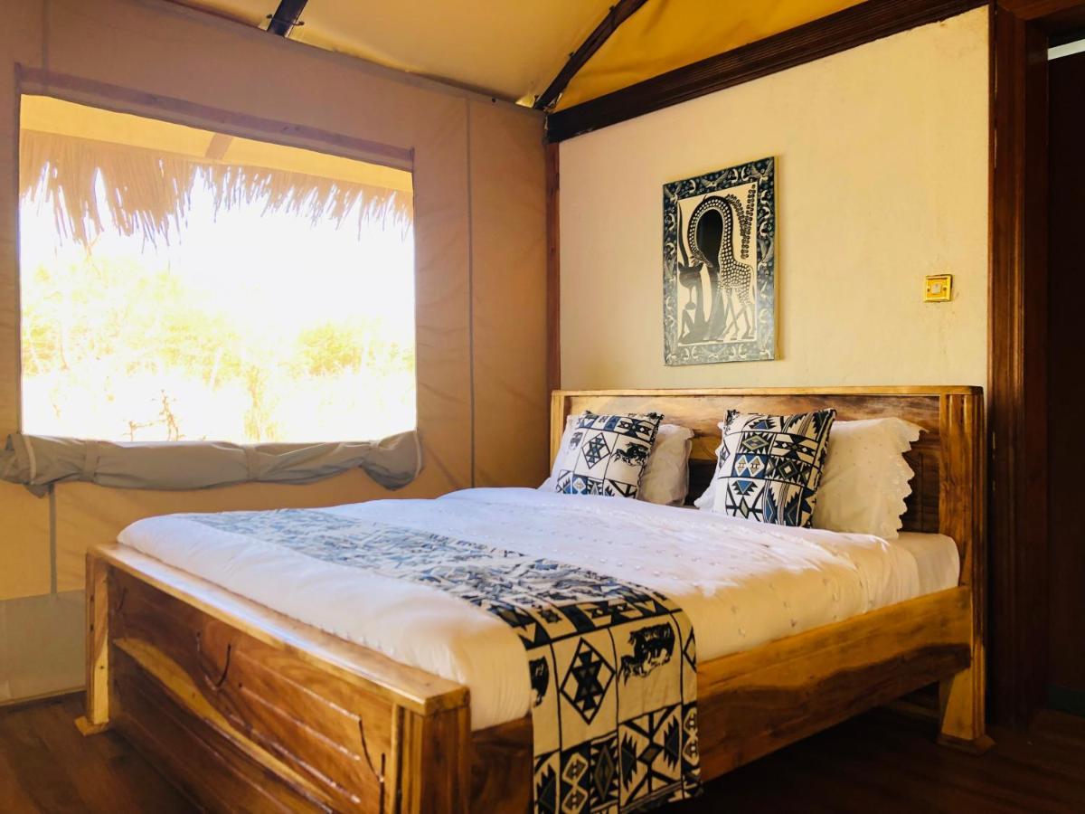 Oldonyo Orok Lodge Kajiado Екстериор снимка